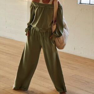 Free People Green Women's Off-Shoulder Jumpsuit. Size Small